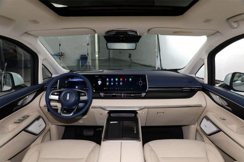 Представлен самый длинный минивэн в Китае — на полметра длиннее Toyota Alphard