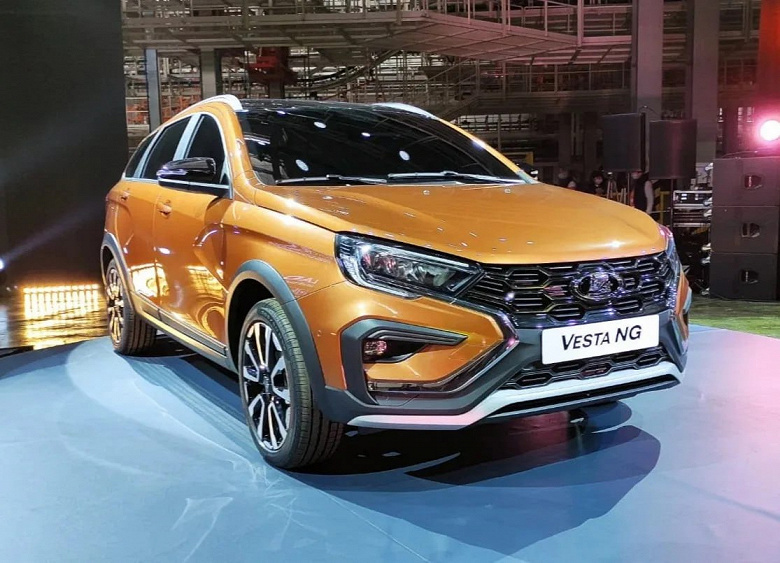 Lada Vesta впервые опередила Hyundai, Toyota и Kia и стала лидером по угонам в России