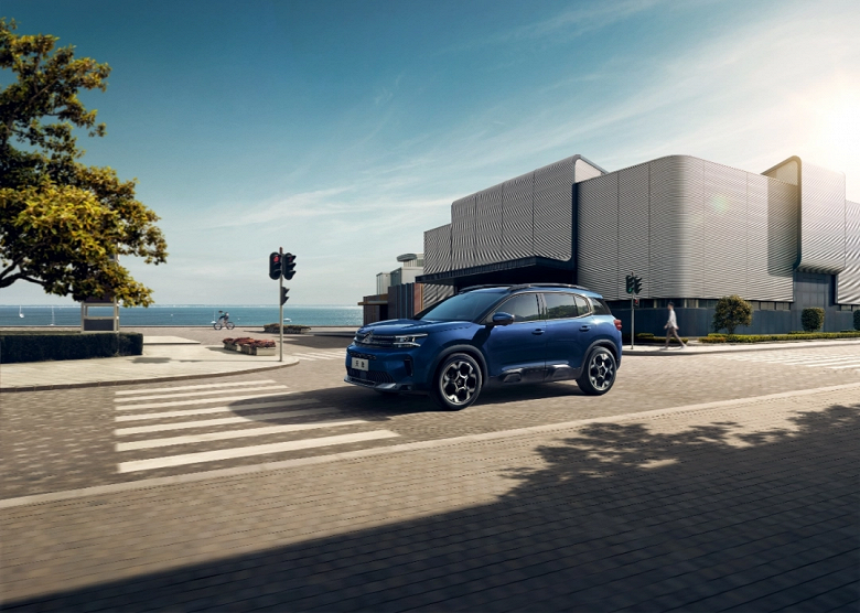 Представлен новый Citroen C5 Aircross 2025 дешевле $20 000