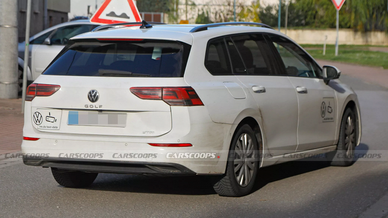 Volkswagen Golf ещё никогда не был так похож на Passat. Появились новые фотографии