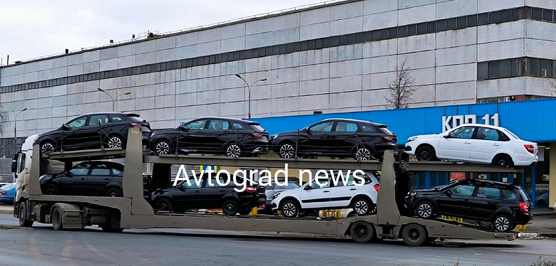 С проблемами справились: АвтоВАЗ начал отгрузку Lada Vesta SW и Vesta SW Cross покупателям