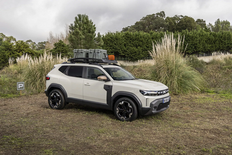 Совершенно новый Dacia Duster 2024: объявлены комплектации и очень привлекательная стартовая цена