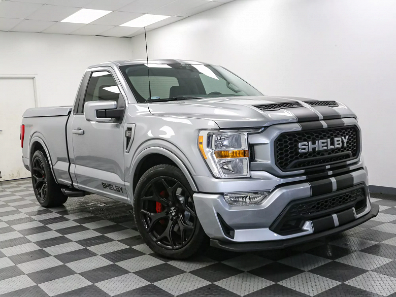 Редкий суперпикап Ford F-150 Shelby Super Snake выставлен на продажу