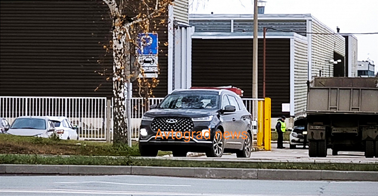 АвтоВАЗ будет выпускать Chery Tiggo 7 Pro вместо Lada X-Cross 5? Китайский кроссовер засняли на ВАЗе