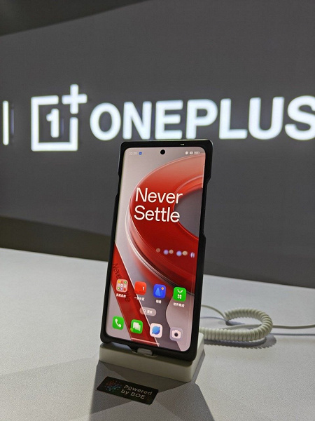 OnePlus 12 получил «возможно, самый мощный флагманский сенсор, уступающий только дюймовому датчику Sony». В камере OnePlus 12 пропишется Sony LYT-808