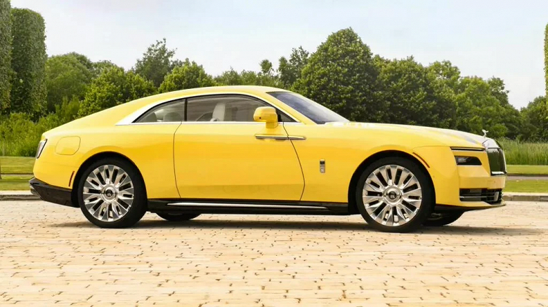 Представлен Rolls-Royce Spectre Semaphore