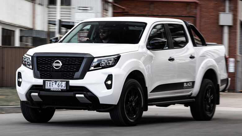 Представлен Nissan Navara Black Edition: 190 л.с., 7-ступенчатый «автомат» и полный привод с электронным управлением