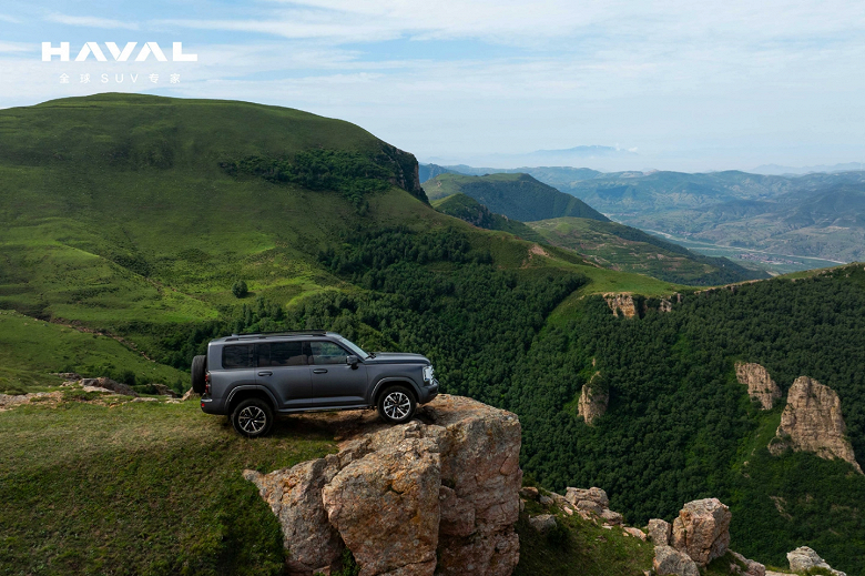 Новейший Haval H9 для России штурмует горы. Внедорожник показали на официальных фотографиях