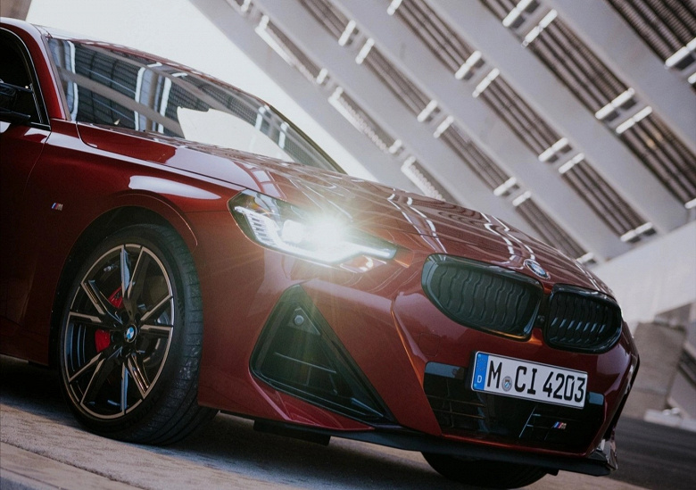 Представлено новое купе BMW M240i 2025