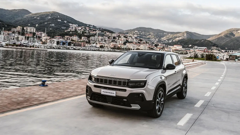 Представлен Jeep Avenger 2025 с огромным количеством физических кнопок вместо сенсоров