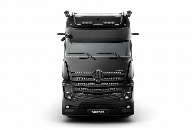 Представлен «автоособняк» Brabus с раздвижным кузовом, Starlink, PS5, подогревом полов, ванной, кухней и многим другим