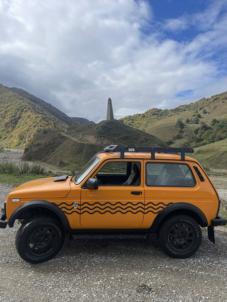 Это новейшая Lada Niva Sport. Модернизированный внедорожник испытывают на Кавказе