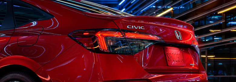 В Россию привезли новые Honda Civic: четыре комплектации, два мотора и цена от 3,3 млн рублей