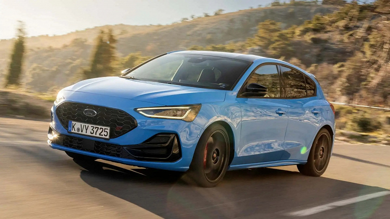 Ford отказалась от бестселлеров Mondeo, Fiesta и «скучного» Focus, а теперь компания увольняет тысячи сотрудников